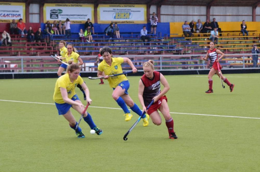 «Дончанка» одержала уверенную победу над питерским «Метростроем»