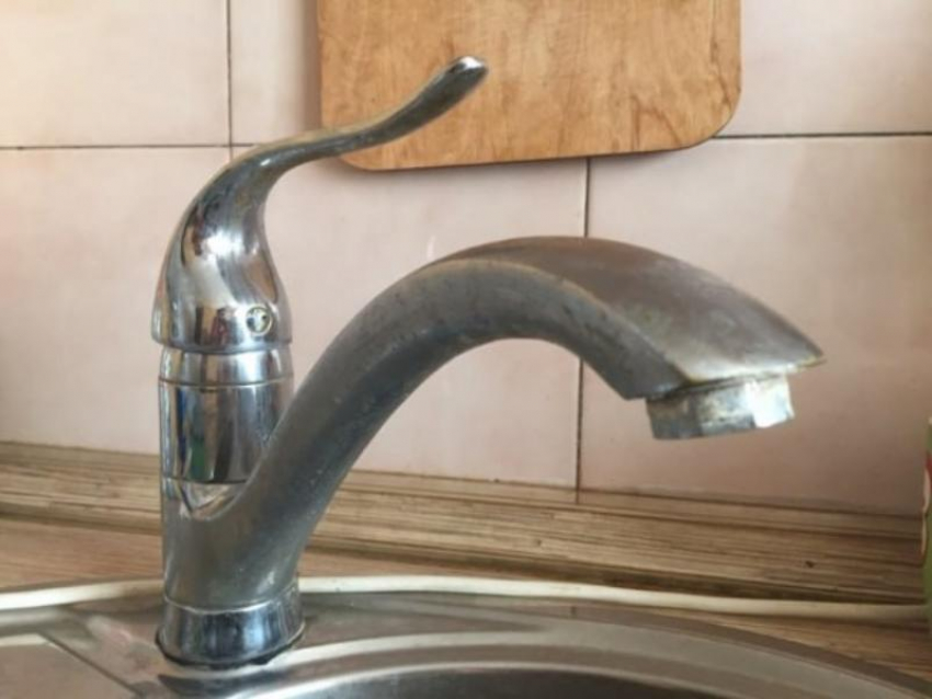 Больше 20 домов останутся без холодной воды в Волгодонске 