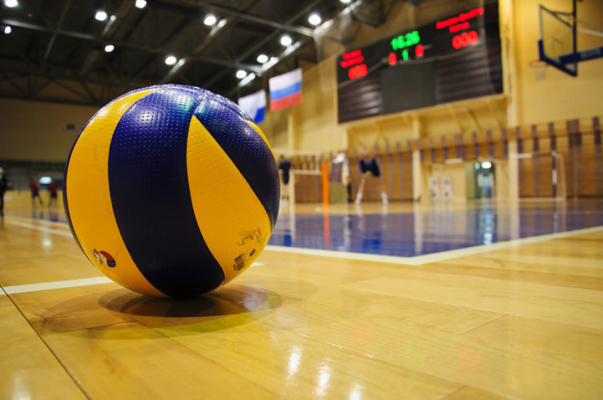 Стартовал чемпионат Волгодонска по волейболу среди мужских команд