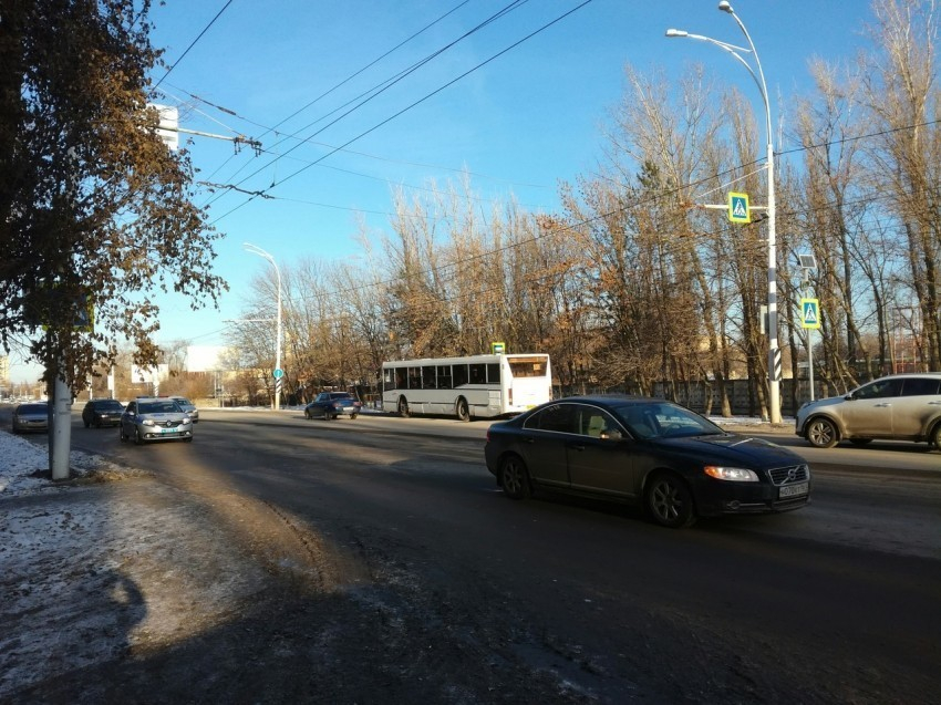 «Зебра» или светофор: в Волгодонске решают, что делать с переходом на улице Морской
