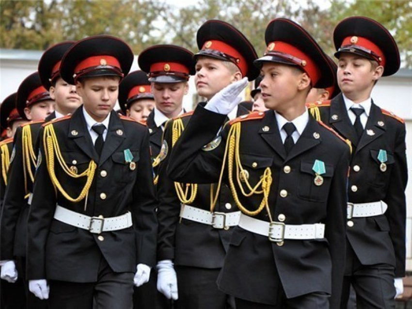 В Орловском открылся седьмой по счету кадетский корпус в области