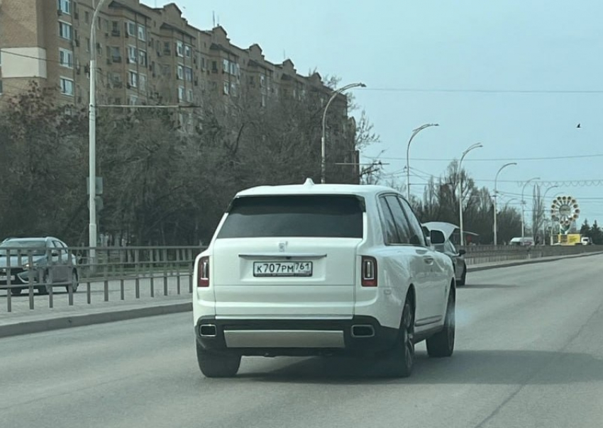 Внедорожник за 73 миллиона рублей известного бизнесмена-мецената заметили в Волгодонске  