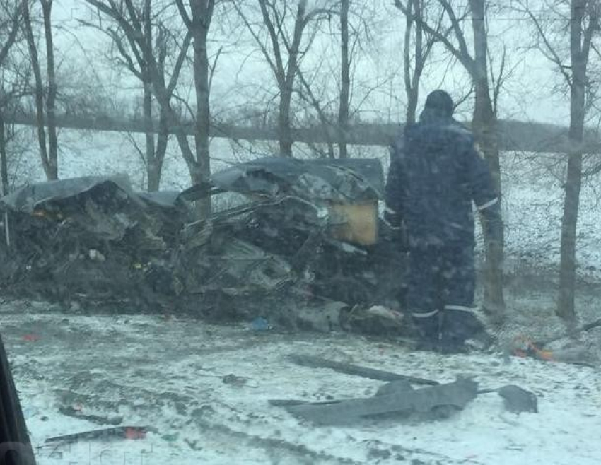 Водитель «Хендая» погиб в ДТП на дороге Семикаракорск-Волгодонск