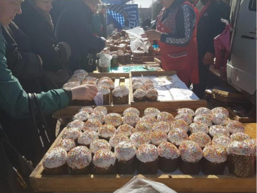 В Волгодонске началась предпасхальная ярмарка