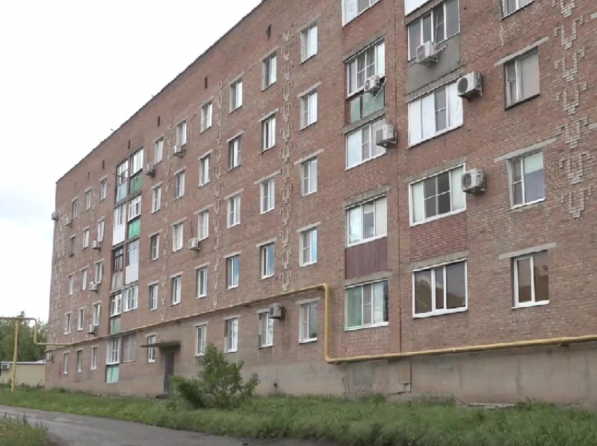 Пострадали МКД: в Сальске подсчитывают ущерб от налета украинских БПЛА
