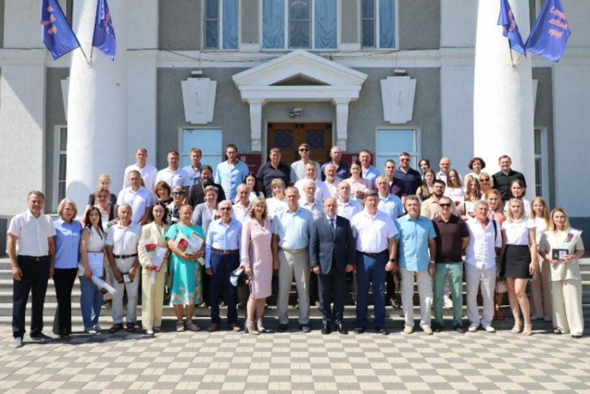 Волгодонск чествует спортивную элиту и готовится к новым победам: город занимает призовые места в Ростовской области