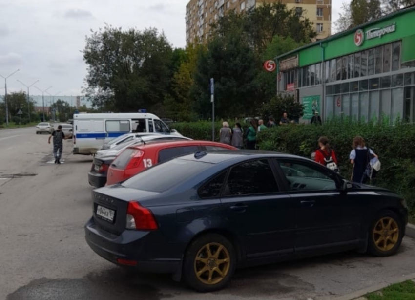 Сотрудников «Пятерочки» и посетителей эвакуировали в Волгодонске