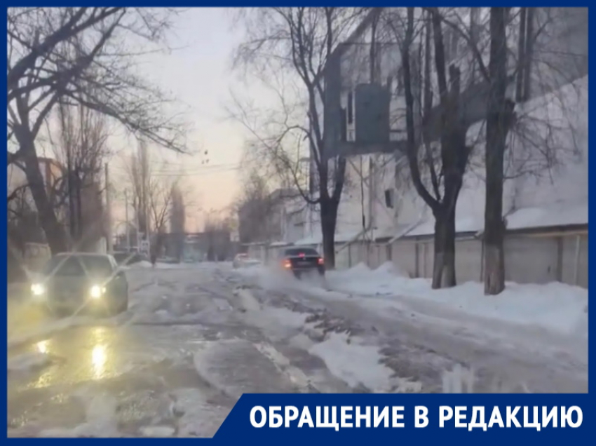 «Мы в ловушке!»: жители Волгодонска требуют от хлебозавода «Ванта» решить проблему с ледяным потопом