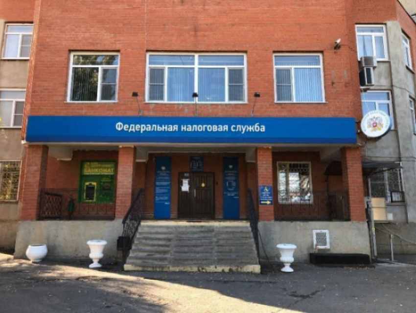На востоке Ростовской области закроют почти все отделения ИФНС: людям придется ездить в Волгодонск  