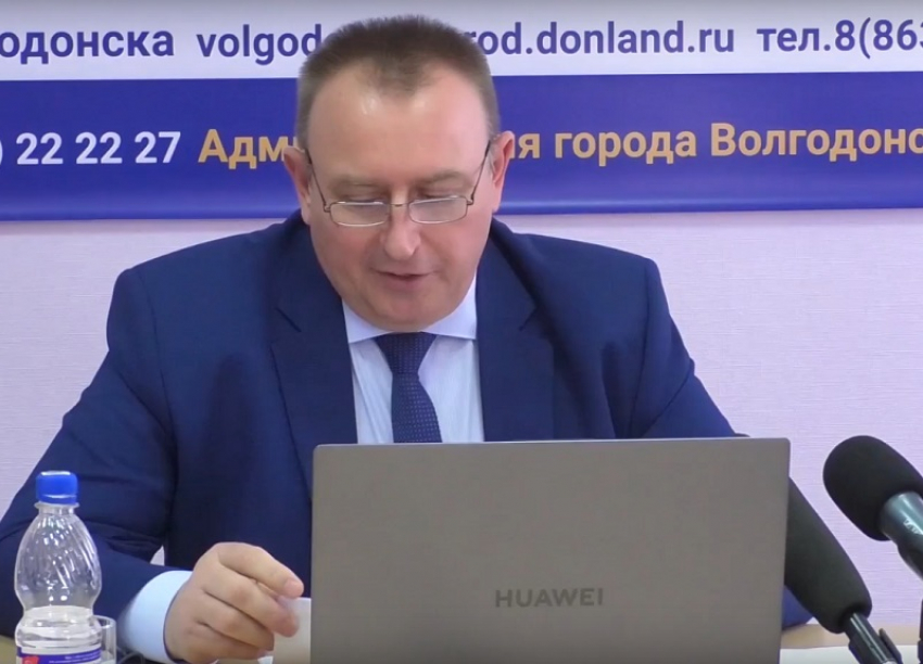 Юрий Мариненко пообещал посетить скейт-площадку и узнать, почему она громко шумит