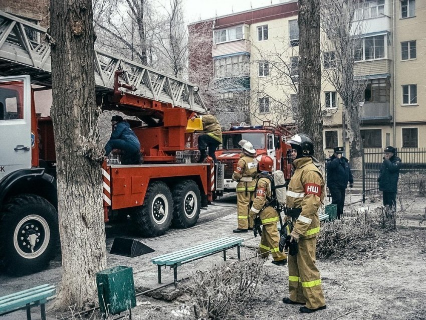 Студентов волгодонского училища №69 эвакуировали из-за сообщения о пожаре