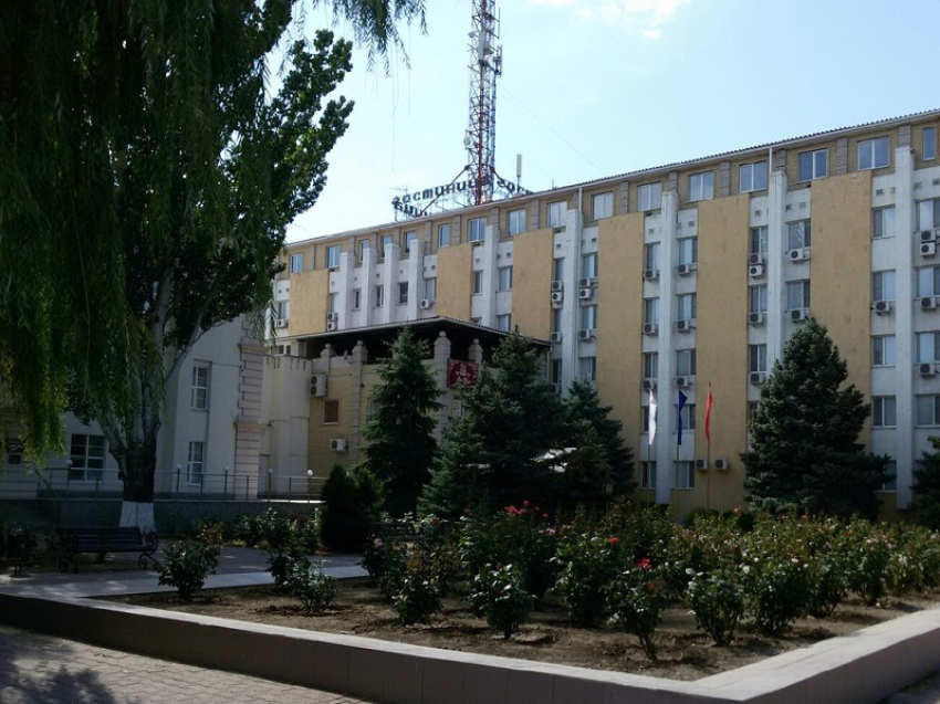 Гостиницы и ТРЦ Волгодонска временно освободили от земельного налога