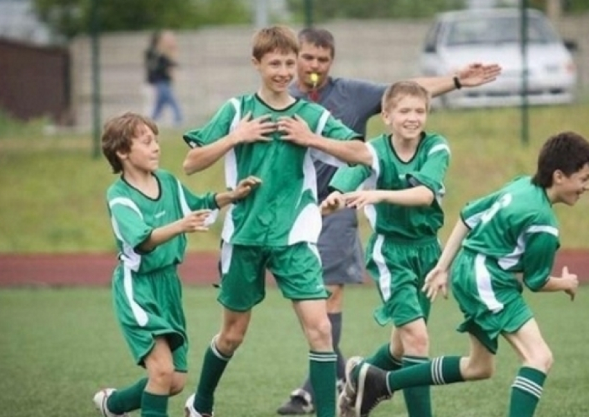 44 футбольные команды сразятся за победу в традиционном турнире «Кожаный мяч» в Волгодонске 