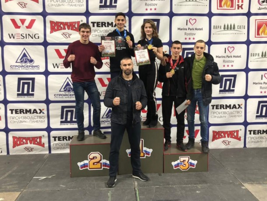 Путевку на чемпионат России по тайскому боксу выиграли спортсмены из Волгодонска