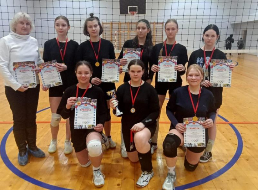 Команда школы №11 одержала победу в соревнованиях по волейболу в зачет Спартакиады учащихся