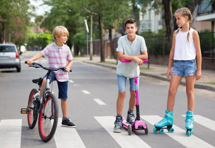 В Волгодонске на дороги вышли «Вело – Мото – Сим»: ГАИ напоминает правила безопасности 