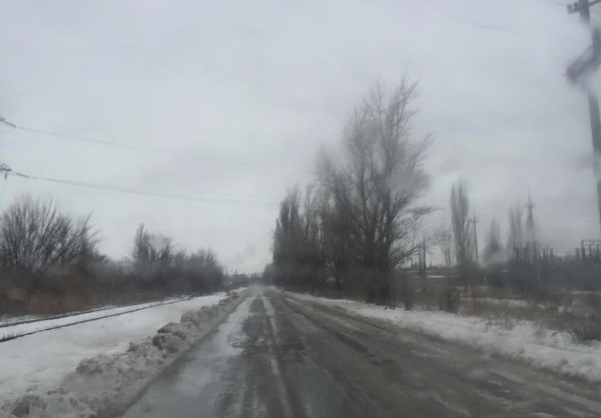 Дорога к главной крещенской купели Волгодонска превратилась в ледяной каток