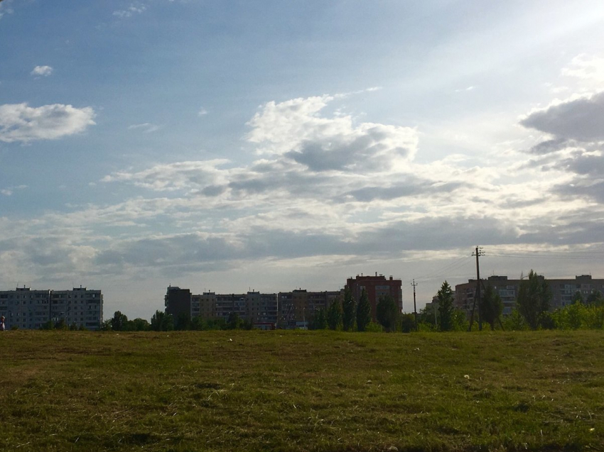 В праздник «Последнего звонка» в Волгодонске будет жарко и немного ветрено 