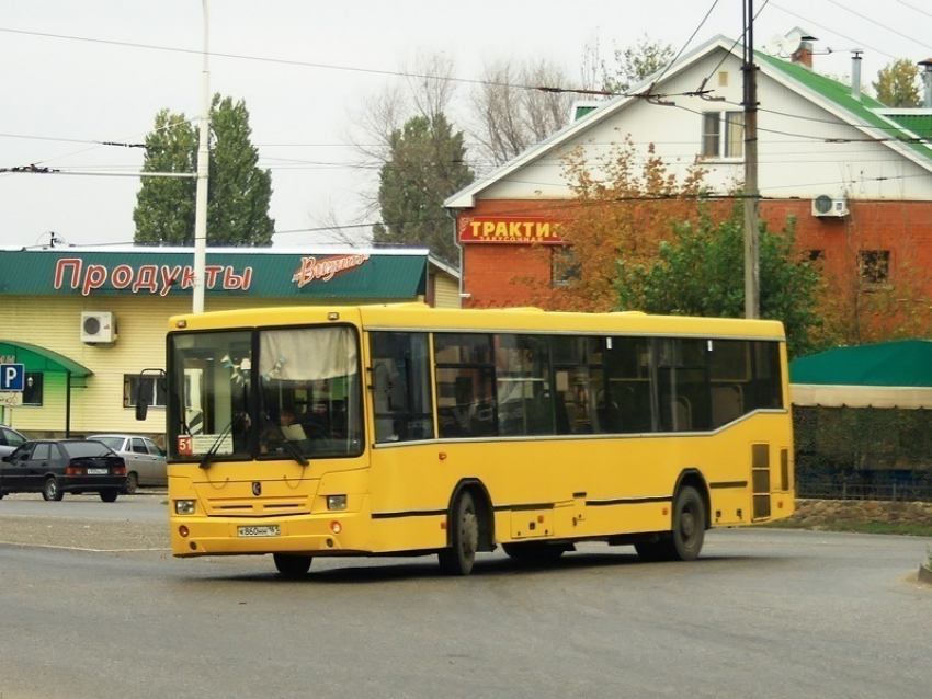 В Волгодонске в праздничные выходные пустят дополнительный общественный транспорт