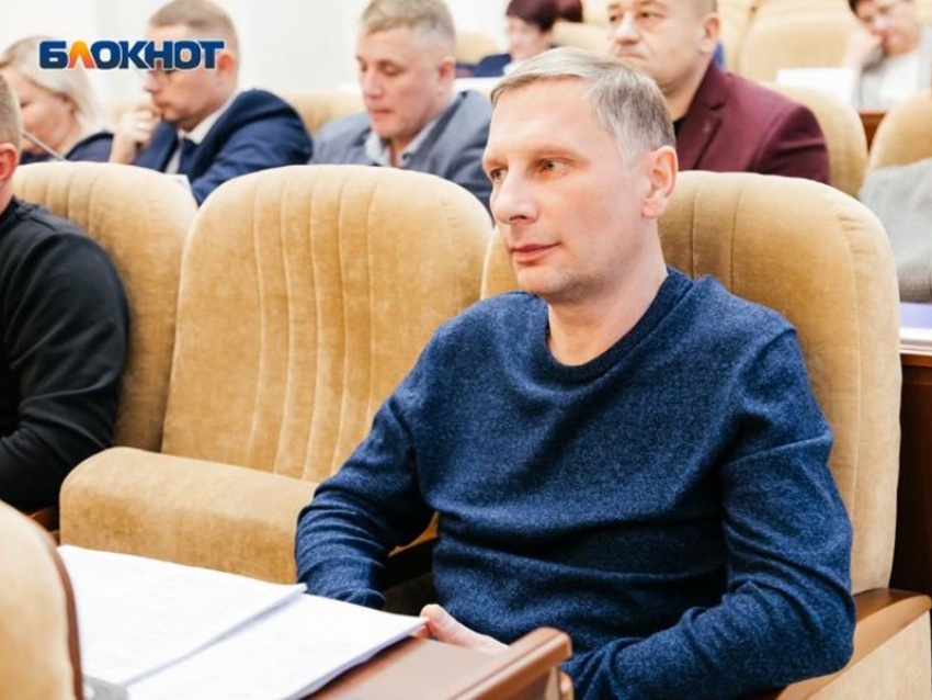 Грозит банкротство?: некогда богатейший депутат Волгодонска Евгений Антонов задолжал городу более 3 миллионов рублей