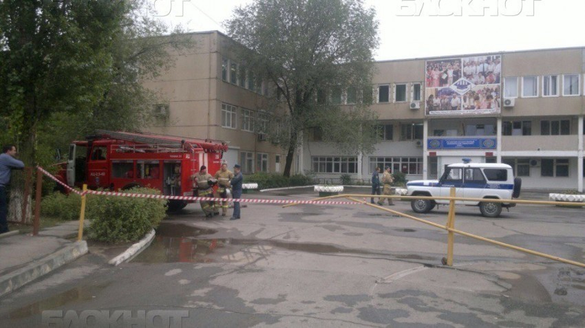 В Волгодонске учеников лицея №24 в срочном порядке эвакуировали из здания – источник