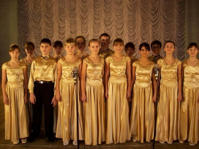 Волгодонские юные вокалисты попали под краснодарский «Звездный дождь»