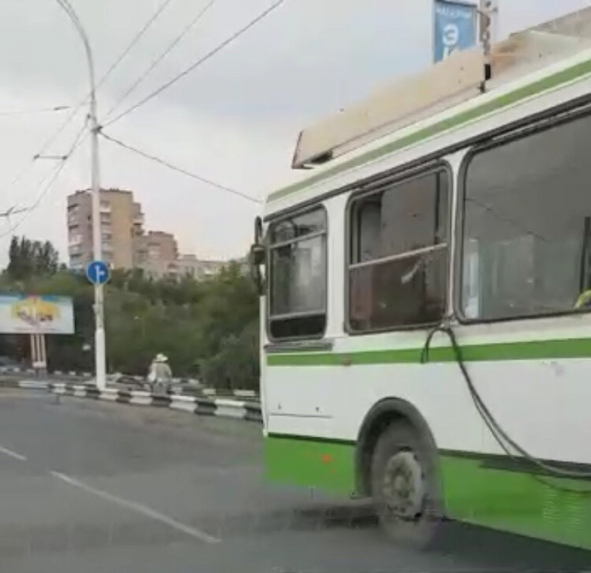 Движение троллейбусов остановилось в Волгодонске 