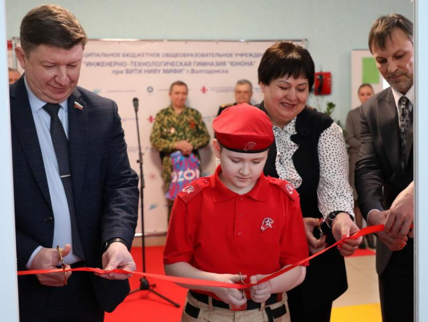 От Сталинграда до Донбасса: в Волгодонске открылся школьный патриотический музей