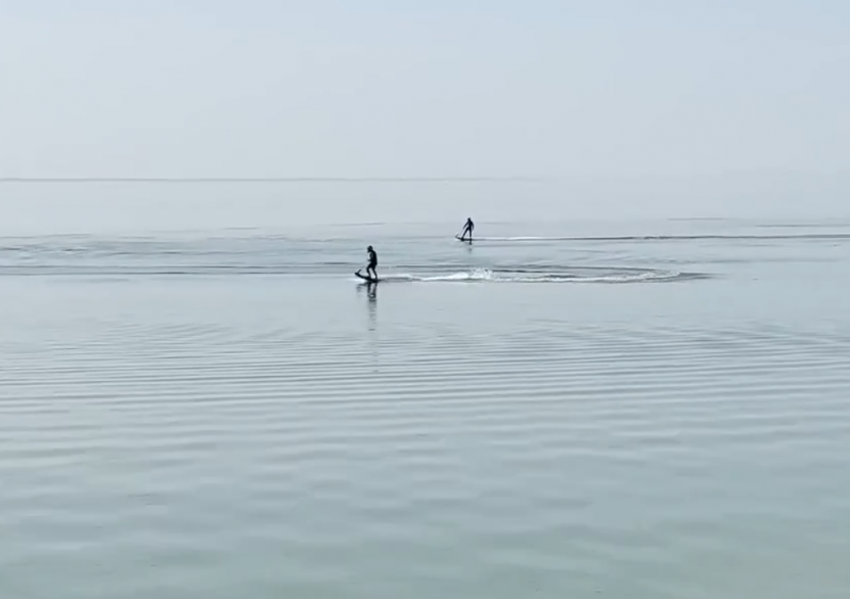 Лёд сошел, адреналин попер: на Цимлянском водохранилище открыли сезон мотосерферы