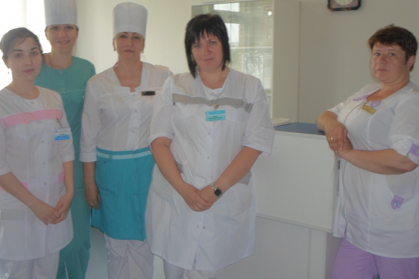 Волгодонские медсестры отмечали профессиональный праздник на рабочих местах