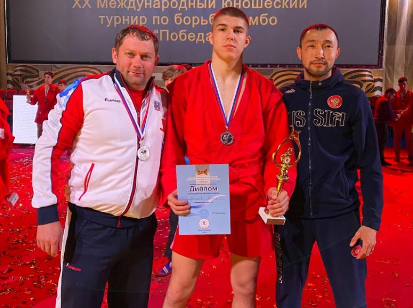 Волгодонец завоевал серебряную медаль Международного турнира в Санкт-Петербурге 