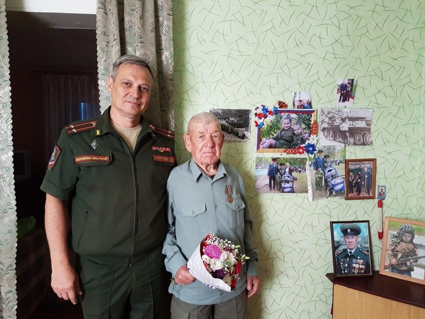 Главный танкист Волгодонска Клим Неополькин получил медаль 