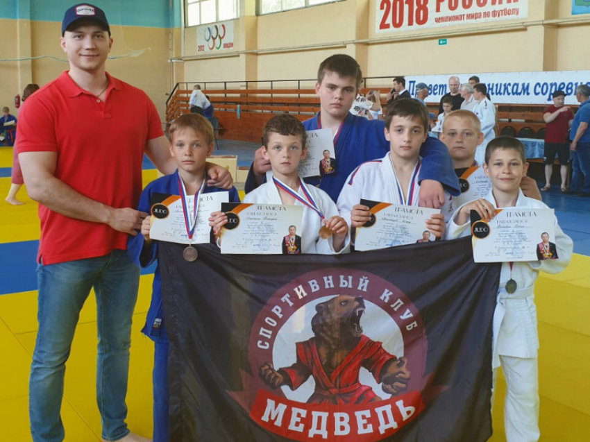 Юные спортсмены из Волгодонска завоевали ряд наград на межрегиональном турнире по дзюдо