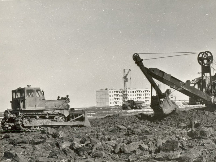 «Даешь монтаж – три дня этаж»: 45 лет назад был заложен «новый город» 