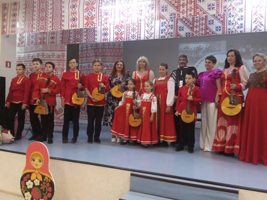  Музыкальная гордость Волгодонска: народный ансамбль «Сюрприз» отметил 30-летие  
