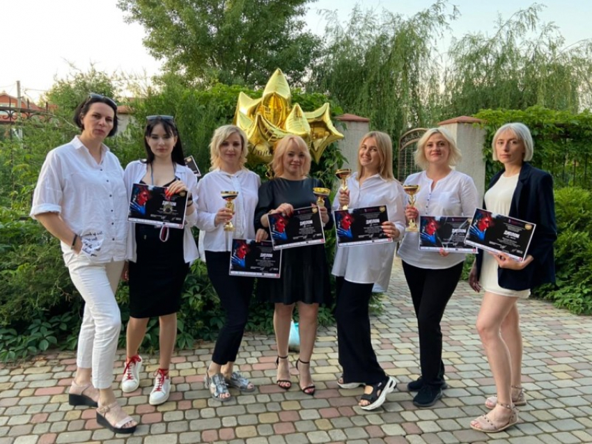 Стилисты конкурса «Мисс Блокнот» заняли три первых места на чемпионате России