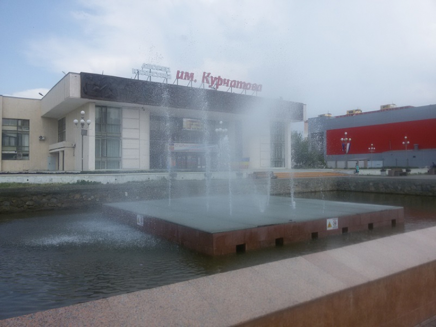 В Волгодонске официально заработали городские фонтаны