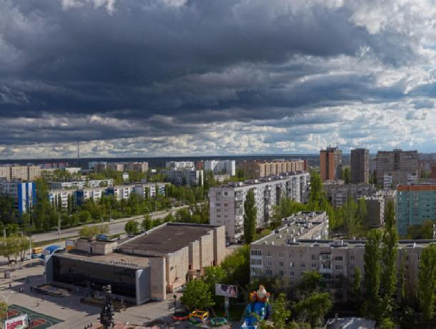 В пятницу в Волгодонске будет пасмурно и жарко 