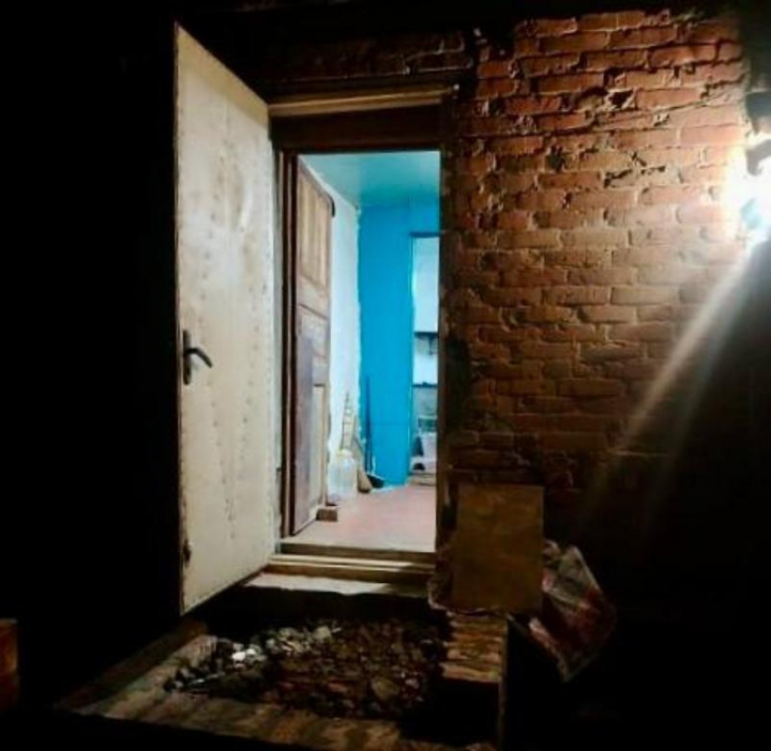 Ударил собутыльника ножом и скрылся: в Константиновском районе разыгралась драка по пьяни