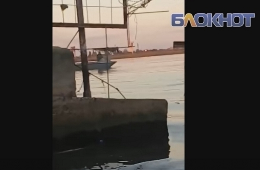 Волгодонец снял на видео рыбака, ставящего сети на заливе