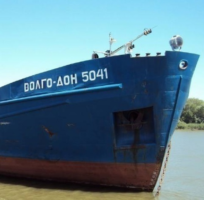 С начала навигации через 14 и 15 шлюзы в Волгодонске прошли почти две тысячи судов