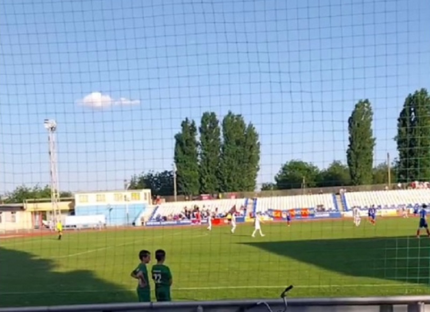 Пьяные болельщики из Ростова устроили беспорядки в Волгодонске и выкрикивали унижающие всех волгодонцев лозунги