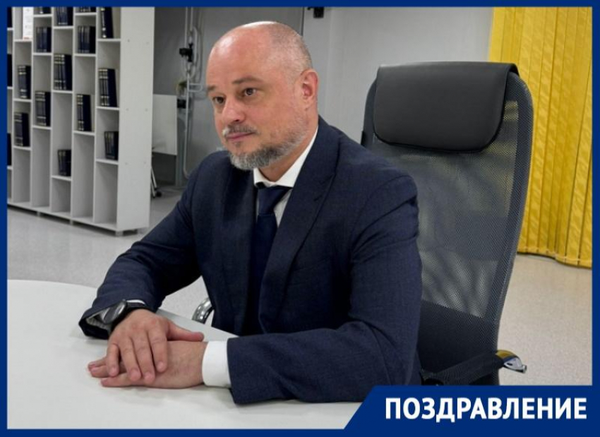 «В Новый год с верой и новыми планами»: глава Волгодонска Дмитрий Вельможко поздравил горожан