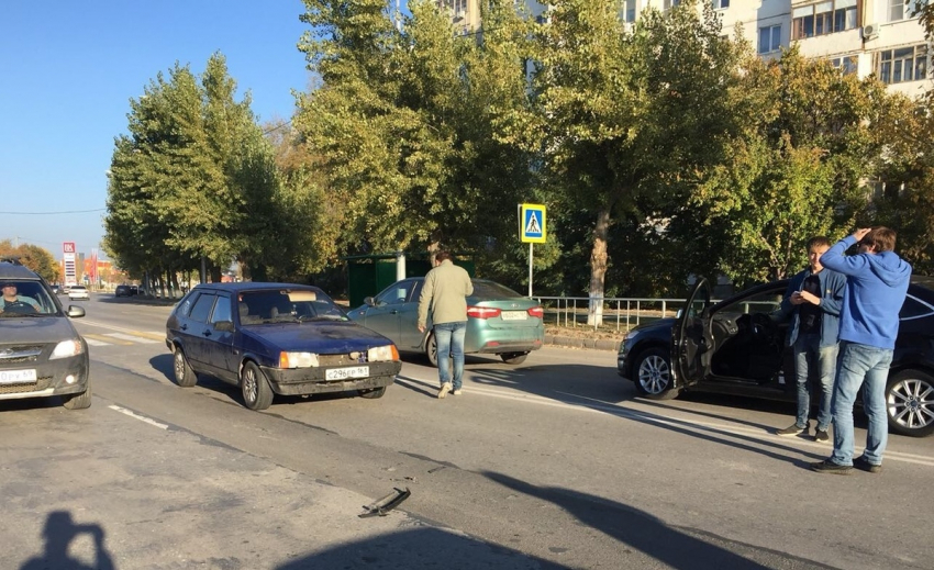 Двоих детей сбили на пешеходном переходе в Волгодонске 