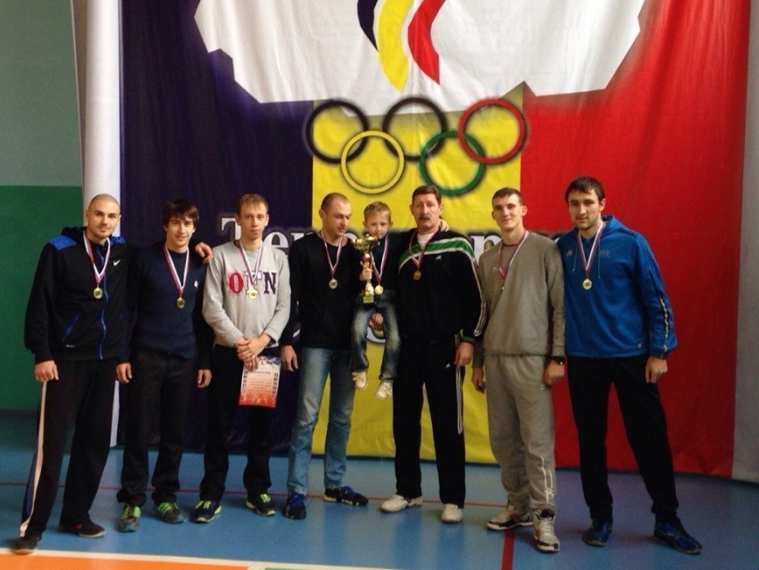 Команда МИФИ выиграла чемпионат Волгодонска по волейболу-2014