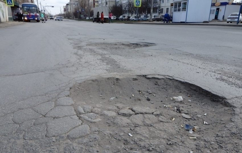  В Волгодонске перенесут две остановки и оборудуют пандусами все «зебры»