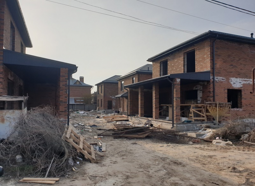 6 коттеджей вместо 1 дома, или почему в Волгодонске могут снести дом за 14 миллионов рублей