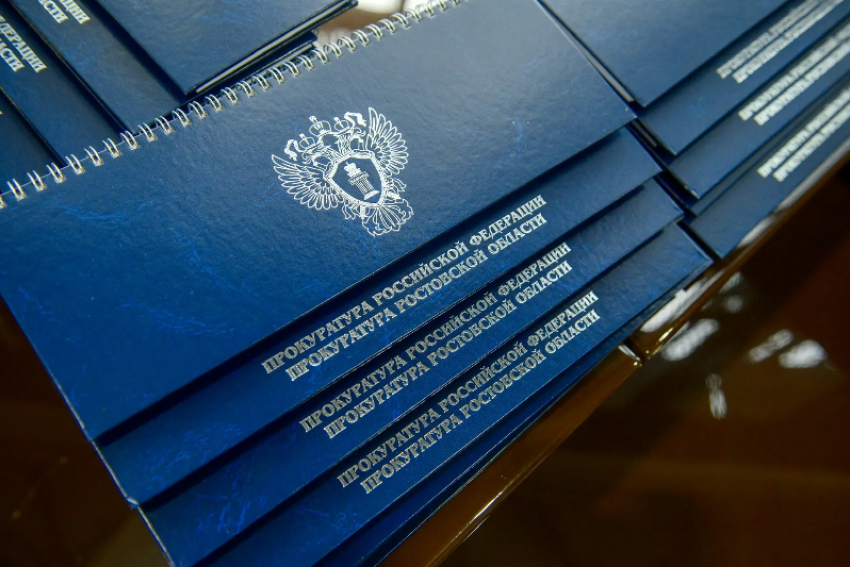 Добрые прокуроры помогли семье 13-летнего инвалида из Дубовского вернуть деньги за дорогое оборудование 