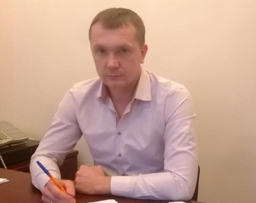 Доход главного стоматолога Волгодонска Романа Череповского составляет 143 тысячи рублей в месяц