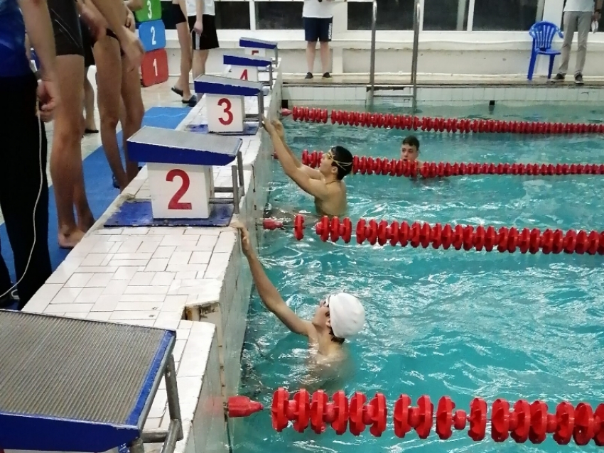 Без зрителей, но с медалями: волгодонские спортсмены стали лучшими на двух турнирах по плаванию